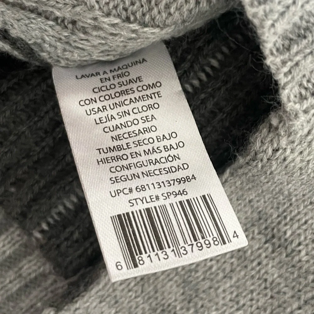 Vibrant Life Gray button front Dog Sweater cardigan Small Very good condition